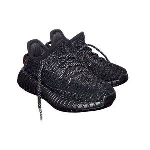 Adidas Yeezy Boost 350 V2 Black Reflective FU9007 Primeknit Sneakers Size 10K